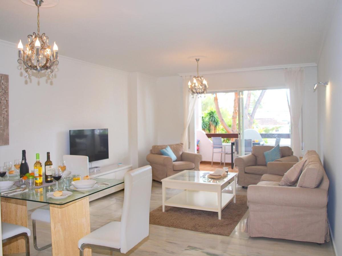 Sun Beach Apartment Estepona Esterno foto