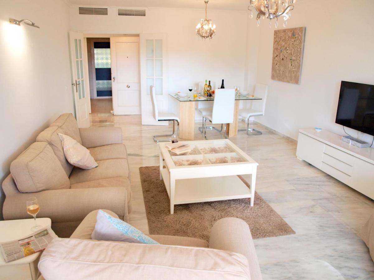 Sun Beach Apartment Estepona Esterno foto